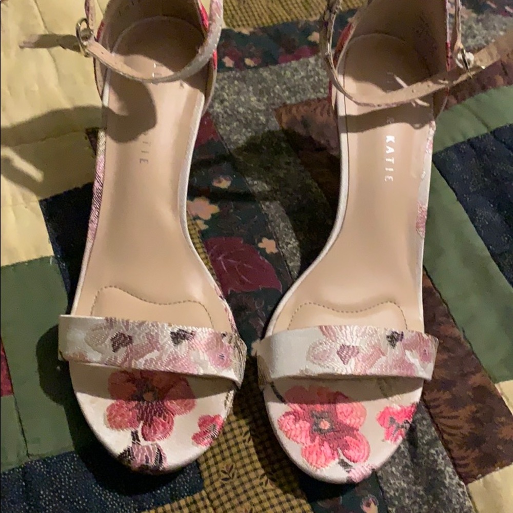 Dress sandals stilettos